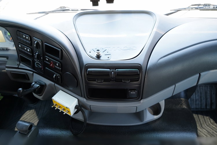 Mercedes -BENZ ACTROS 3241 / POMPOGRUSZKA / 8X4 / BETONIARKA + POMPA SERMAC 3Z24 / EPS + SPRZĘGŁO / ALUFELGI zdjęcie 40