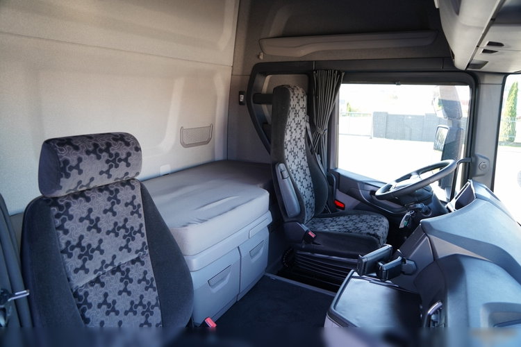 Scania R 450 / HYDRAULIKA / RETARDER / KLIMATYZACJA POSTOJOWA / ALUFELGI / PO KONTRAKCIE SERWISOWYM / SPROWADZONA zdjęcie 35