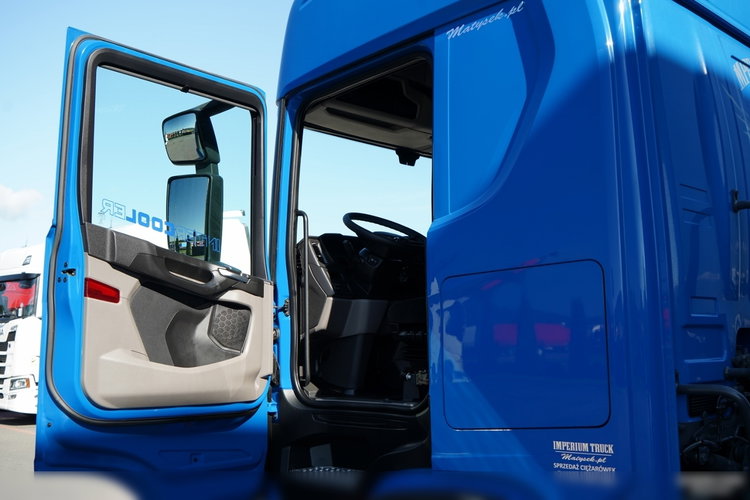 Scania R 450 / HYDRAULIKA / RETARDER / KLIMATYZACJA POSTOJOWA / ALUFELGI / PO KONTRAKCIE SERWISOWYM / SPROWADZONA zdjęcie 22