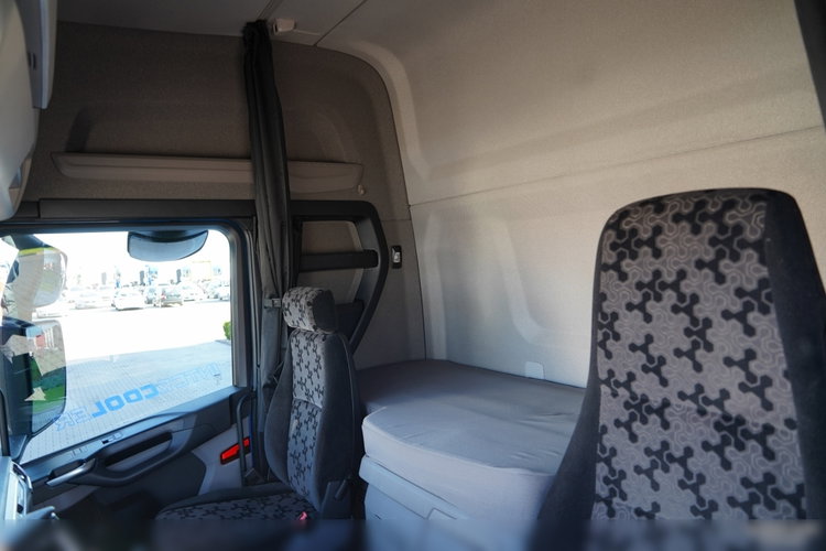 Scania R 450 / HYDRAULIKA / RETARDER / KLIMATYZACJA POSTOJOWA / ALUFELGI / PO KONTRAKCIE SERWISOWYM / SPROWADZONA zdjęcie 24