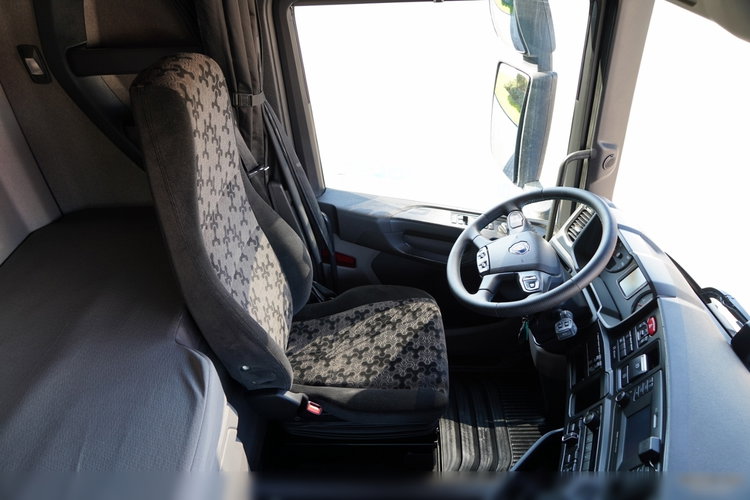 Scania R 450 / HYDRAULIKA / RETARDER / KLIMATYZACJA POSTOJOWA / ALUFELGI / PO KONTRAKCIE SERWISOWYM / SPROWADZONA zdjęcie 26