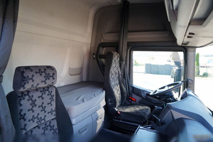Scania R 450 / HYDRAULIKA / RETARDER / KLIMATYZACJA POSTOJOWA / ALUFELGI / PO KONTRAKCIE SERWISOWYM / SPROWADZONA zdjęcie 34