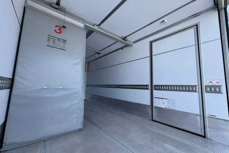 Iveco Daily 72C21 Mroźnia HI-MATIC Ściana Grodziowa Multitemperatura zdjęcie 26