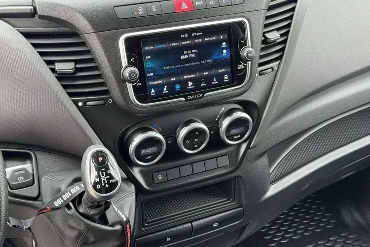 Iveco Daily 35S18 H zdjęcie 30