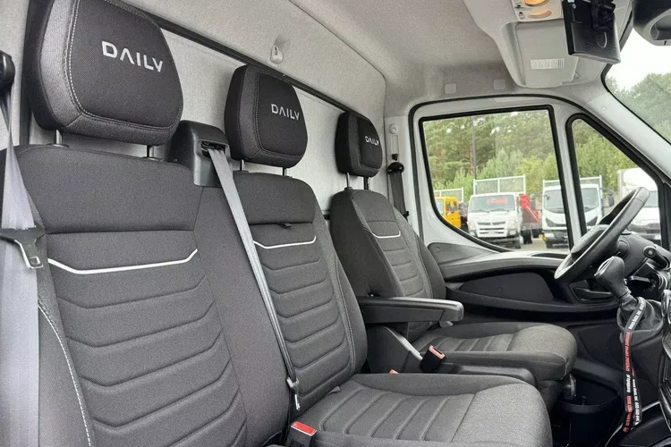 Iveco Daily 35S18 H zdjęcie 36