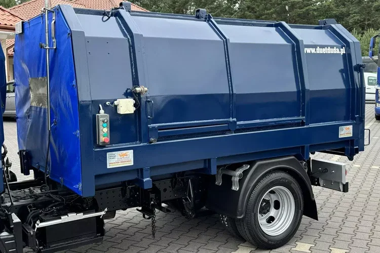 Mitsubishi Canter zdjęcie 12