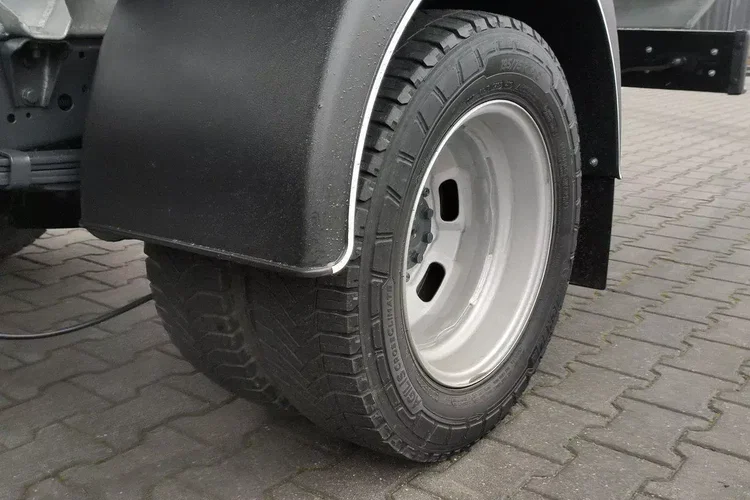 Iveco Daily 35C14 zdjęcie 17