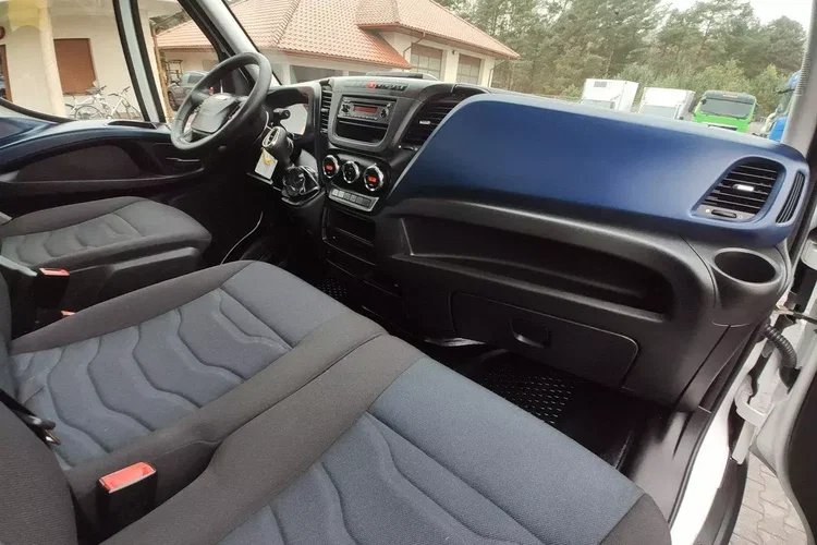 Iveco Daily 35C14 zdjęcie 39