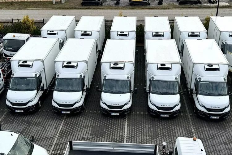 Iveco Daily 35S16 V zdjęcie 8