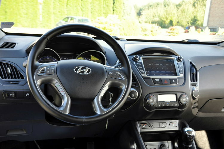 Hyundai ix35 1.7CRDi(116KM) Lift Duża Navi Ledy Skóry Parktronik I Wł Alu17"ASO zdjęcie 29