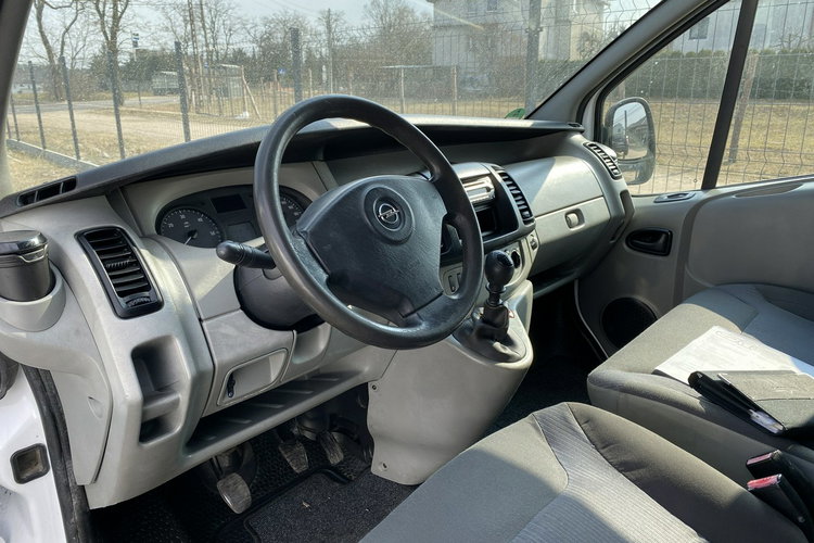 Renault Trafic MAXI DLUGI. klima - bardzo zadbany zdjęcie 10