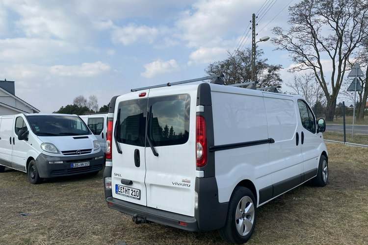 Renault Trafic MAXI DLUGI. klima - bardzo zadbany zdjęcie 12