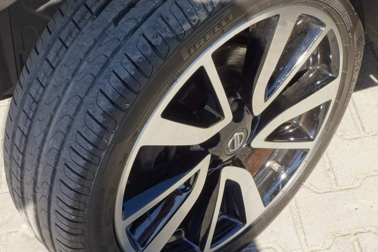 Nissan Qashqai 1.6 Navi Panorama Kamery 360 zdjęcie 24
