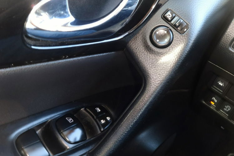 Nissan Qashqai 1.6 Navi Panorama Kamery 360 zdjęcie 27