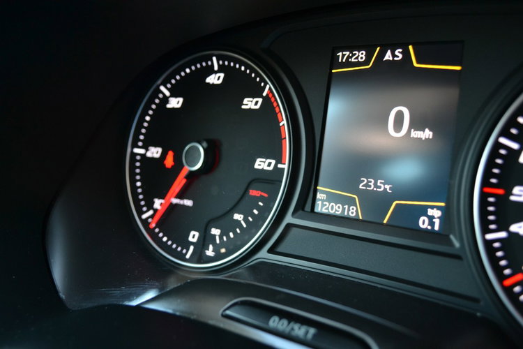 Seat Leon Zamiana*Zarejestrowany*LED*FR*2.0TDI 150KM*Alufelgi*Podgrz.Fotele*Nawi zdjęcie 17