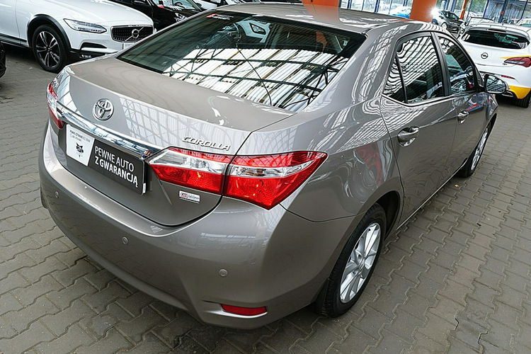 Toyota Corolla 1.6i 132KM Navi+Kamera+SAM PARKUJE I-wł Krajowy BEZWYPADKO zdjęcie 8