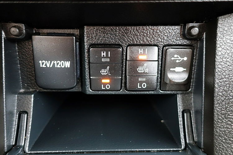 Toyota Corolla 1.6i 132KM Navi+Kamera+SAM PARKUJE I-wł Krajowy BEZWYPADKO zdjęcie 26