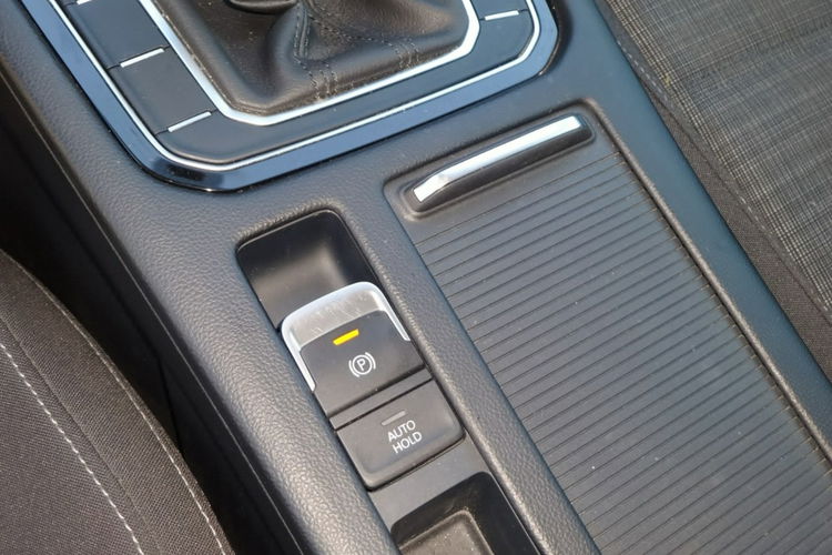 Volkswagen Passat 2.0 TDi Navi Kamera Serwis zdjęcie 13