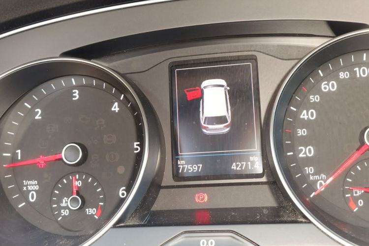 Volkswagen Passat 2.0 TDi Navi Kamera Serwis zdjęcie 18