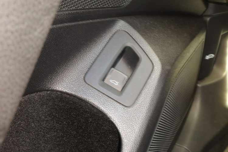 Volkswagen Passat 2.0 TDi Navi Kamera Serwis zdjęcie 26