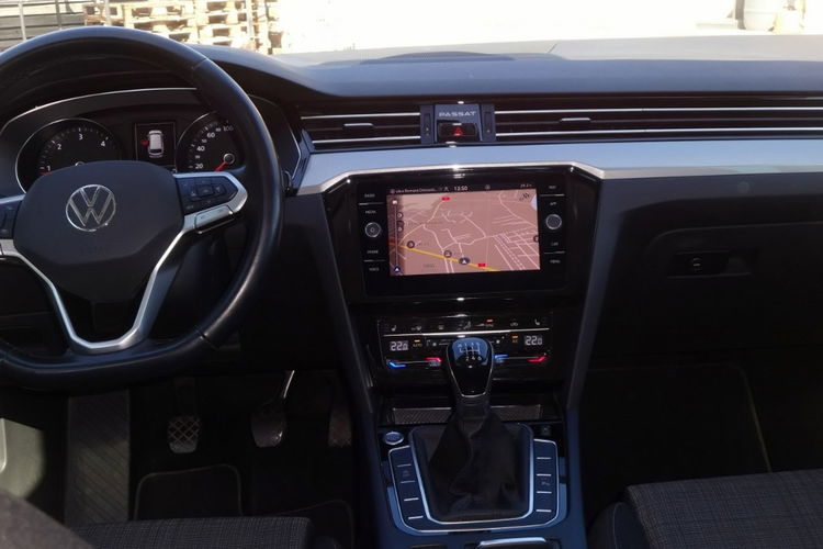 Volkswagen Passat 2.0 TDi Navi Kamera Serwis zdjęcie 5