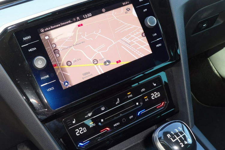 Volkswagen Passat 2.0 TDi Navi Kamera Serwis zdjęcie 9