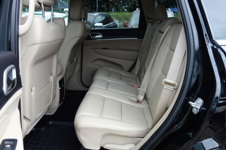 Jeep Grand Cherokee ZAREJESTROWANE, ZADBANE zdjęcie 11