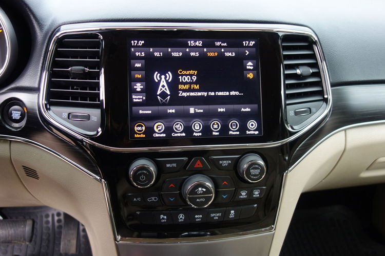 Jeep Grand Cherokee ZAREJESTROWANE, ZADBANE zdjęcie 25