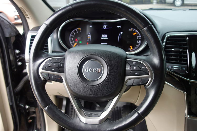 Jeep Grand Cherokee ZAREJESTROWANE, ZADBANE zdjęcie 26