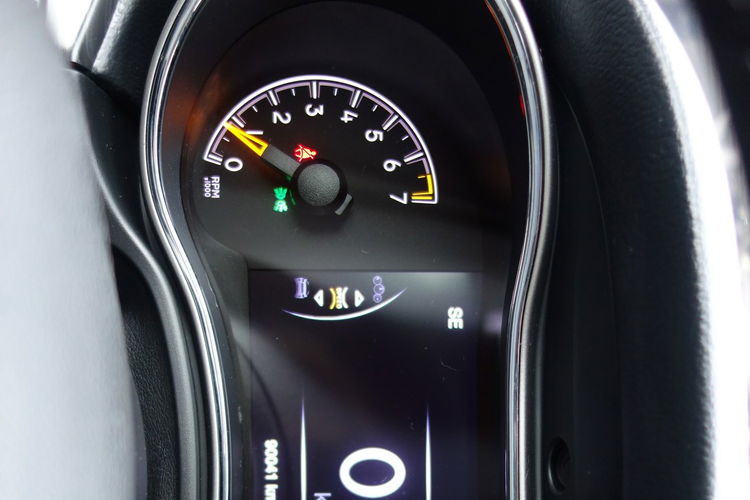 Jeep Grand Cherokee ZAREJESTROWANE, ZADBANE zdjęcie 30