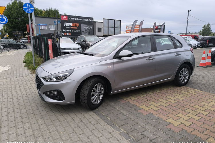 Hyundai i30 1.5DPi 16V 110KM Klimatyzacja Czujniki Parkowania Salon Polska zdjęcie 10