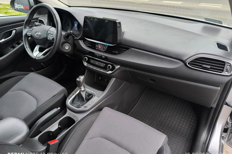 Hyundai i30 1.5DPi 16V 110KM Klimatyzacja Czujniki Parkowania Salon Polska zdjęcie 24