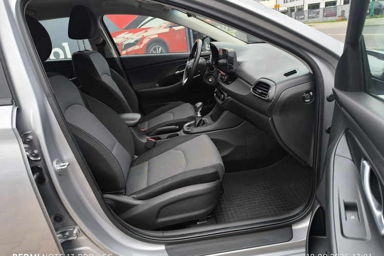 Hyundai i30 1.5DPi 16V 110KM Klimatyzacja Czujniki Parkowania Salon Polska zdjęcie 26