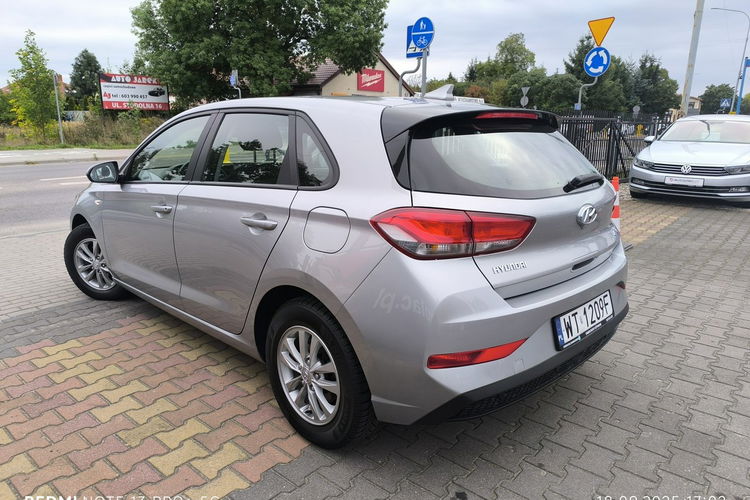 Hyundai i30 1.5DPi 16V 110KM Klimatyzacja Czujniki Parkowania Salon Polska zdjęcie 8