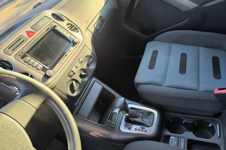 Volkswagen Tiguan 2.0i 16V TURBO 170KM Klima Navi Automat zdjęcie 17