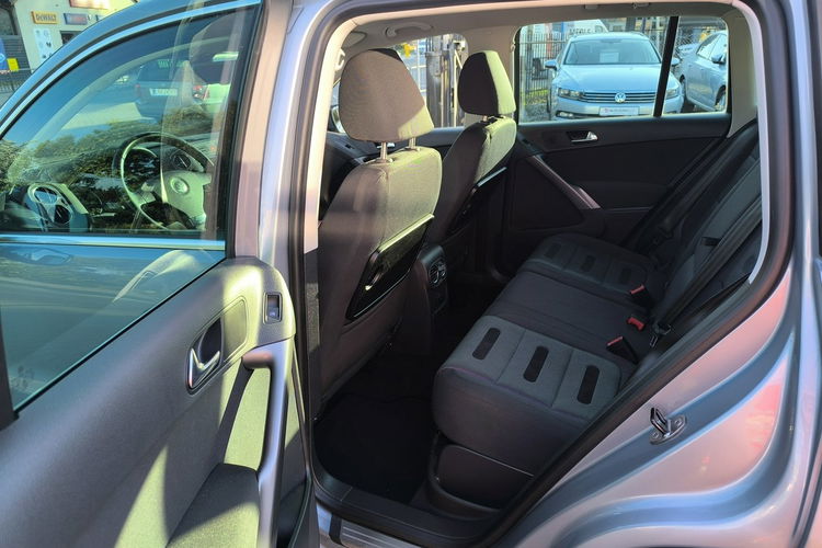 Volkswagen Tiguan 2.0i 16V TURBO 170KM Klima Navi Automat zdjęcie 21