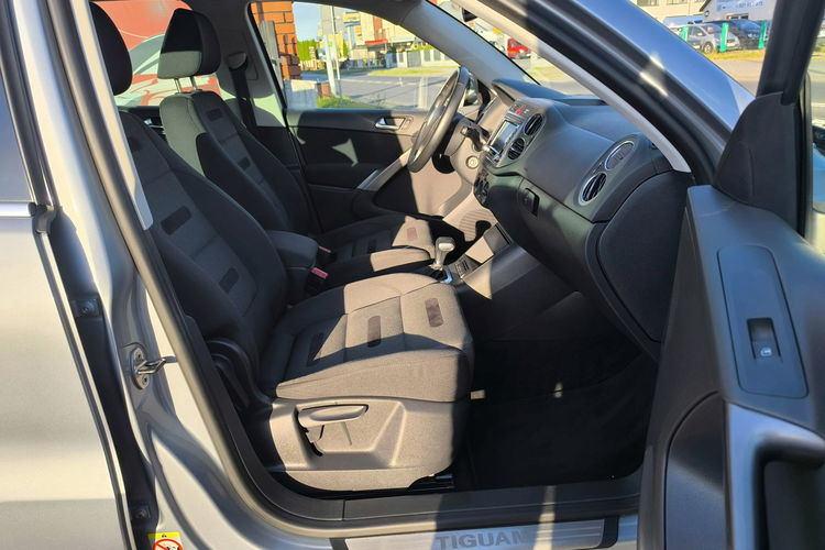 Volkswagen Tiguan 2.0i 16V TURBO 170KM Klima Navi Automat zdjęcie 26
