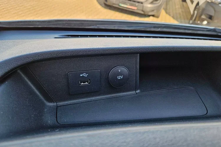 Ford transit L4H3 74999zł NETTO 2.0TdCi/131KM zdjęcie 28