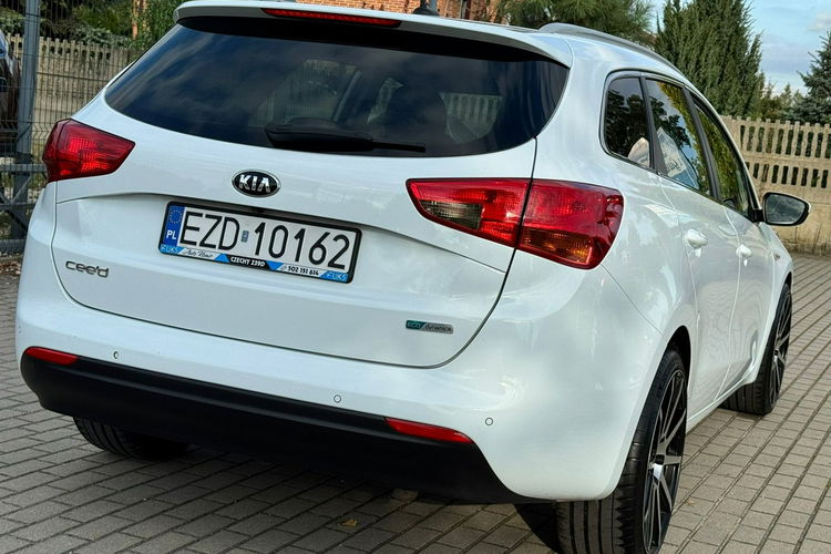Kia Cee'd Diesel Ekonomiczny Kamera |Cofania zdjęcie 10