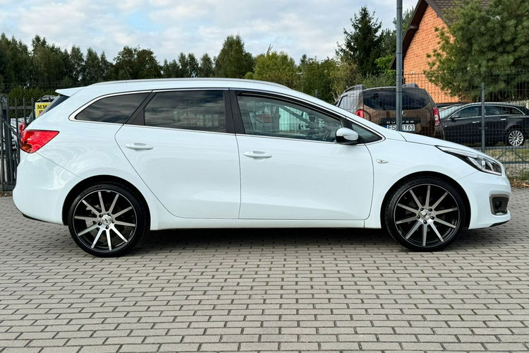 Kia Cee'd Diesel Ekonomiczny Kamera |Cofania zdjęcie 15