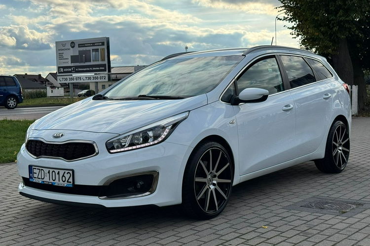 Kia Cee'd Diesel Ekonomiczny Kamera |Cofania zdjęcie 19