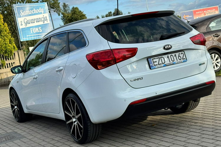 Kia Cee'd Diesel Ekonomiczny Kamera |Cofania zdjęcie 2