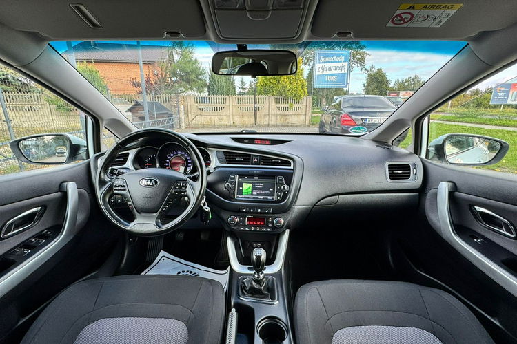 Kia Cee'd Diesel Ekonomiczny Kamera |Cofania zdjęcie 21