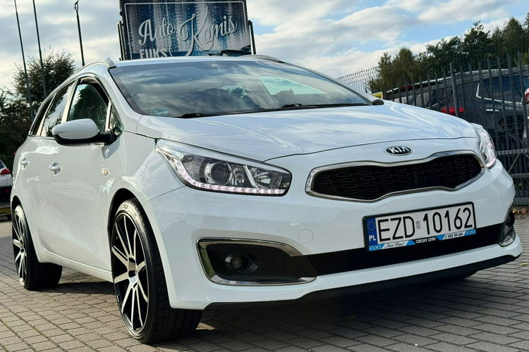 Kia Cee'd Diesel Ekonomiczny Kamera |Cofania zdjęcie 3