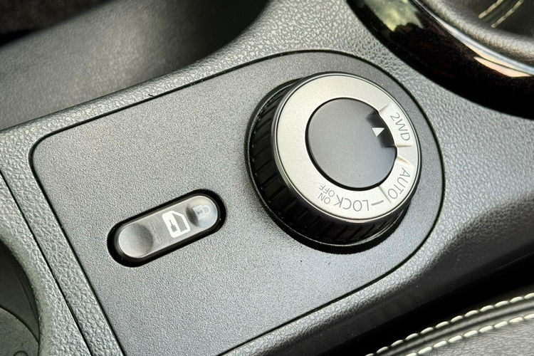 Nissan Qashqai LIFT Panorama Kamera 360 zdjęcie 21