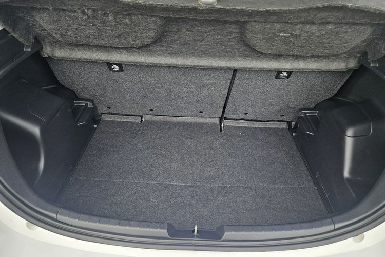 Toyota Yaris Zakup 2019, Kamera cofania zdjęcie 16