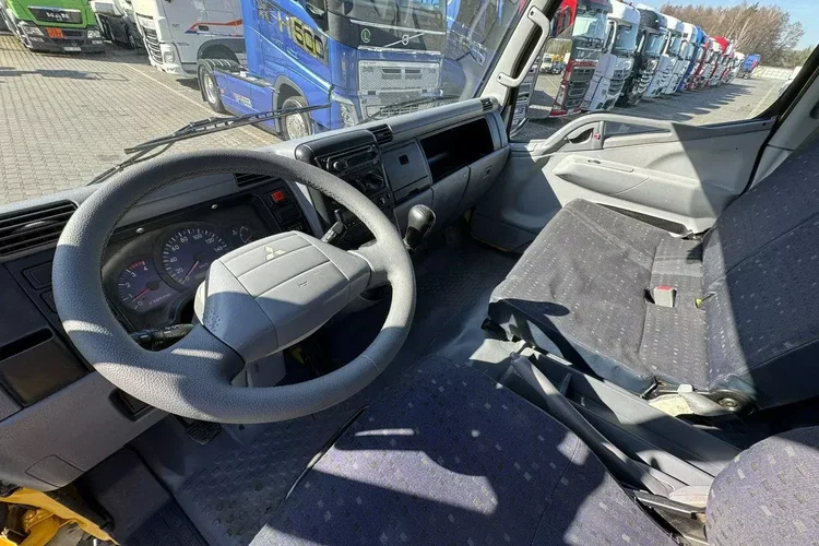 Mitsubishi Canter Fuso 4x4 17C18D 4.9/180KM Wywrotka 3-stronna zdjęcie 23