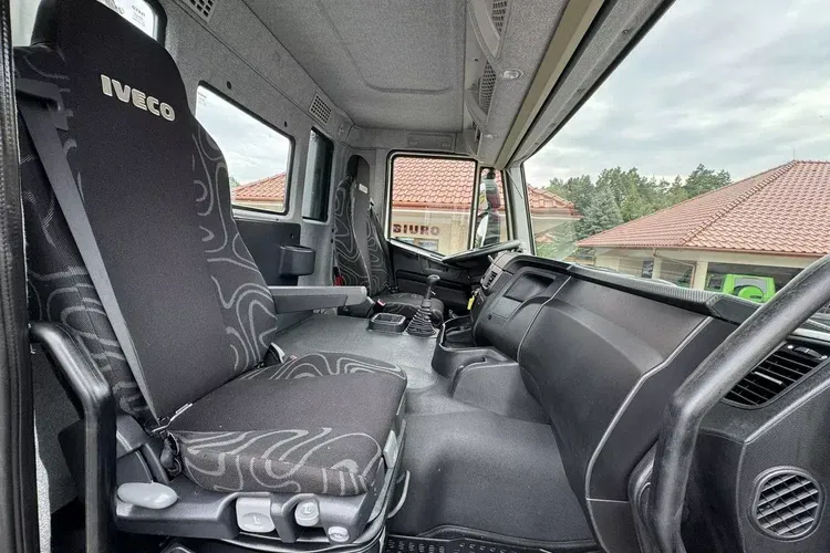 Iveco Trakker 26.410 6x4 Manual Mały Przebieg tylko-46000km zdjęcie 31