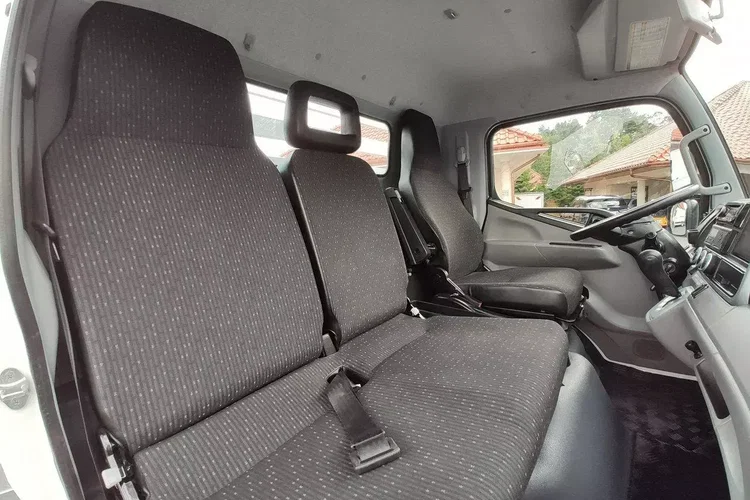 Mitsubishi Canter 7C18 3.0/150 KM Skrzyniowy Automat Klima zdjęcie 24