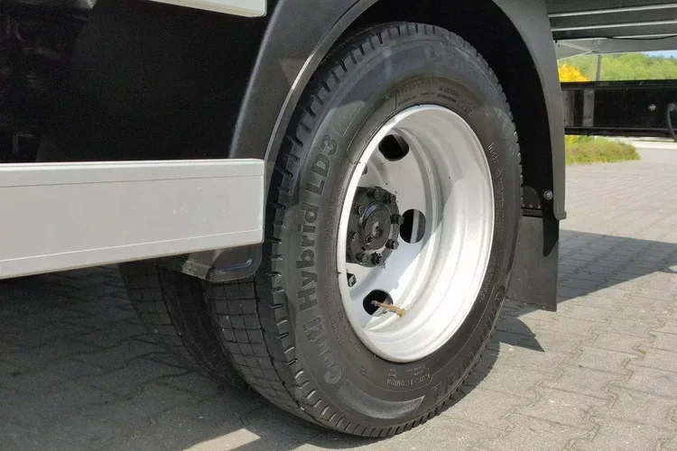 Mitsubishi Canter 7C18 3.0/150 KM Skrzyniowy Automat Klima zdjęcie 8